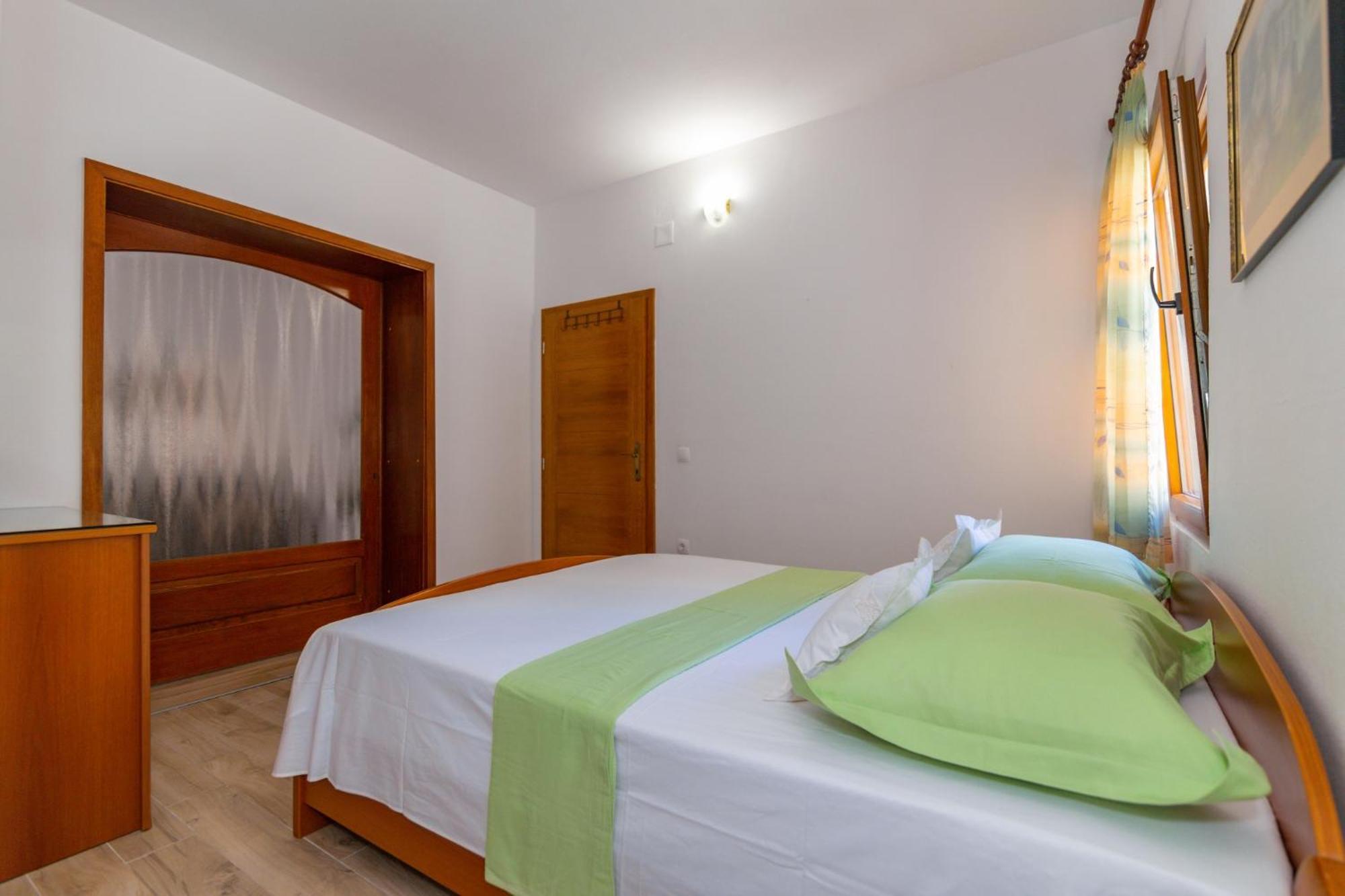 City Center Ana Apartments Makarska Exterior photo