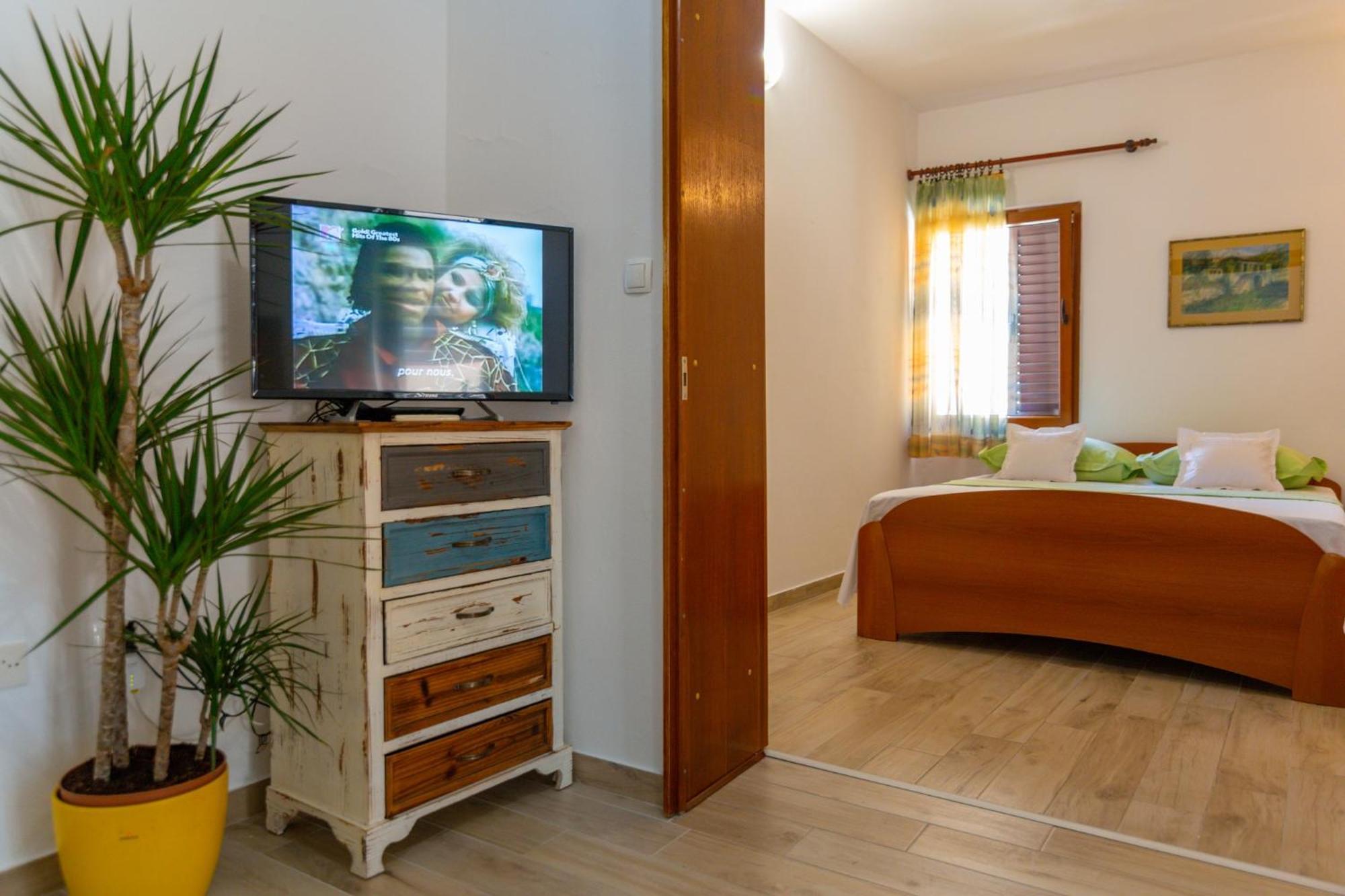 City Center Ana Apartments Makarska Exterior photo